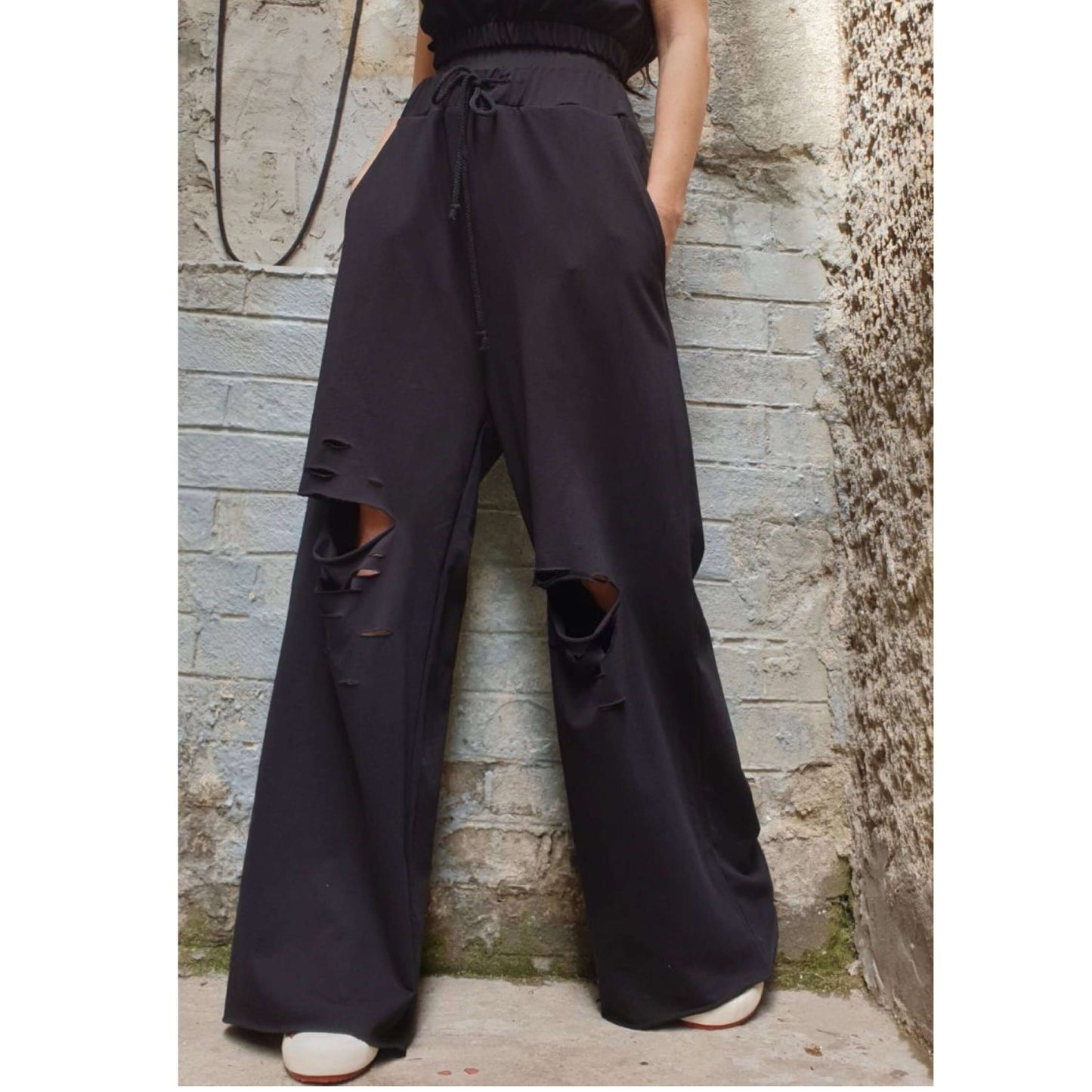 Extravagant Pants - Handmade clothing from AngelBySilvia - Top Designer Brands 